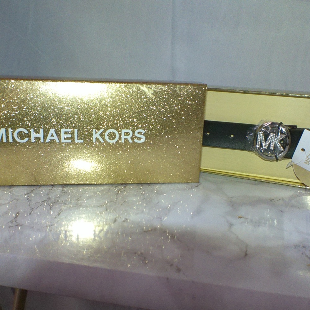 ✨ Michael Kors Pavé Logo Belt – Black L/XL (New in Box!) ✨